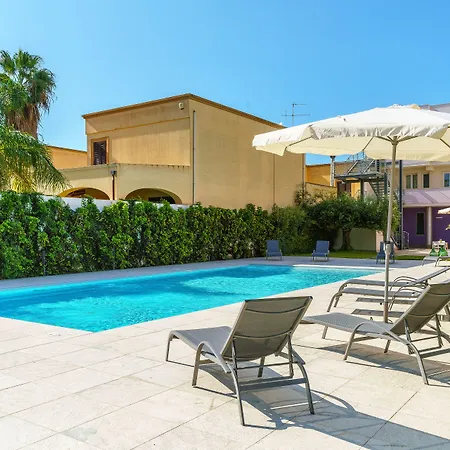 Travini Hotel Residence-3
